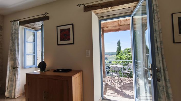 Image No.17-4 Bed House for sale