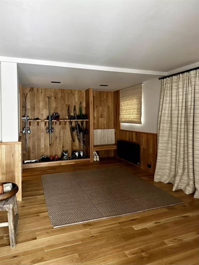 Image No.20-4 Bed House for sale