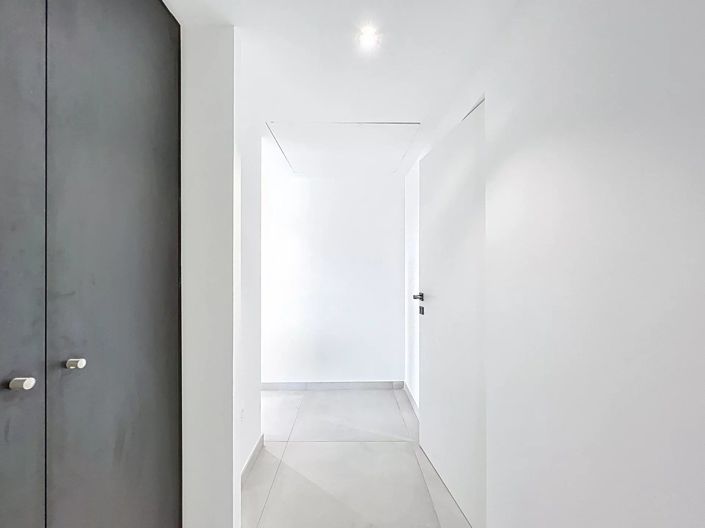 Image No.17-3 Bed Apartment for sale