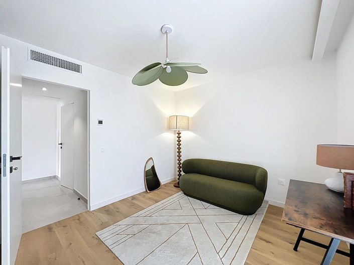 Image No.7-3 Bed Apartment for sale