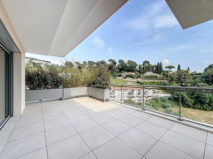 Image No.20-4 Bed Apartment for sale