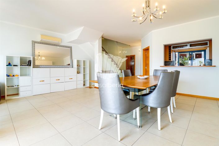 Image No.17-2 Bed House for sale