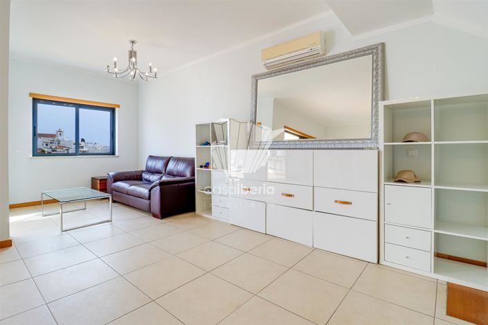 Image No.24-2 Bed House for sale