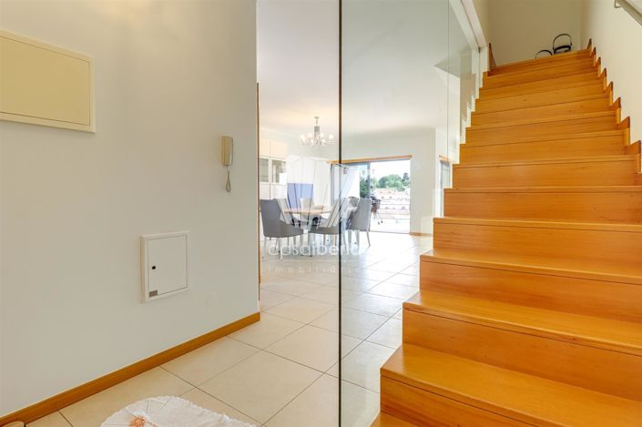 Image No.9-2 Bed House for sale