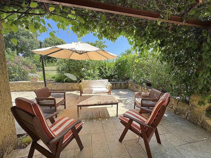 Image No.7-6 Bed House for sale