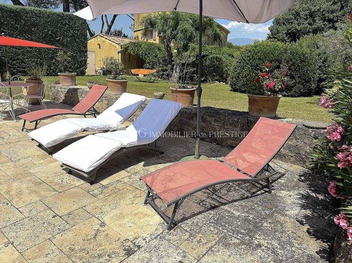 Image No.9-6 Bed House for sale