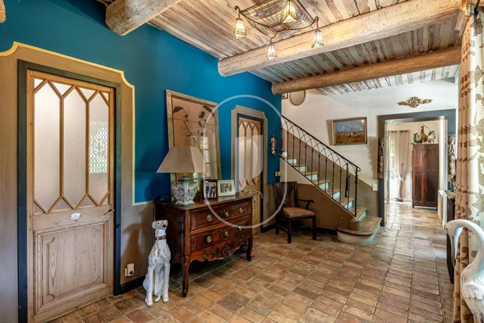 Image No.4-5 Bed House for sale