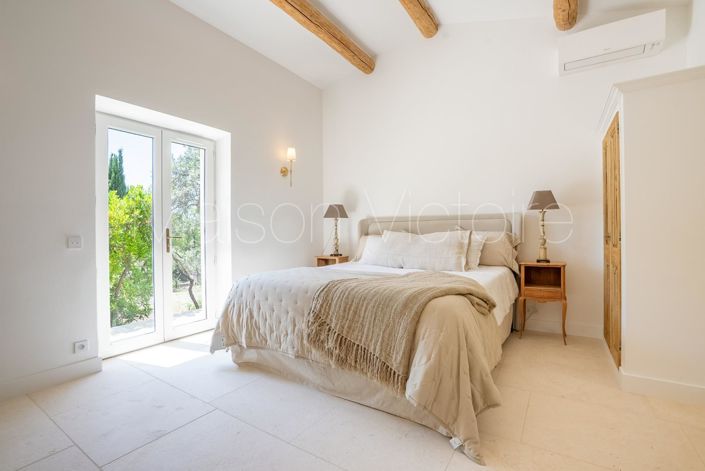 Image No.17-4 Bed House for sale