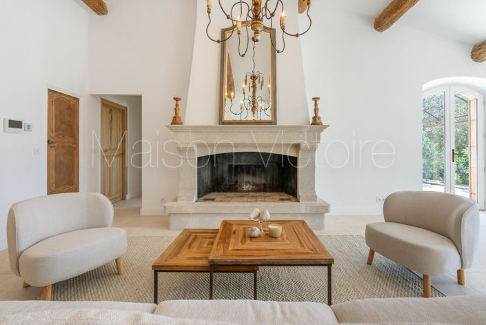 Image No.6-4 Bed House for sale