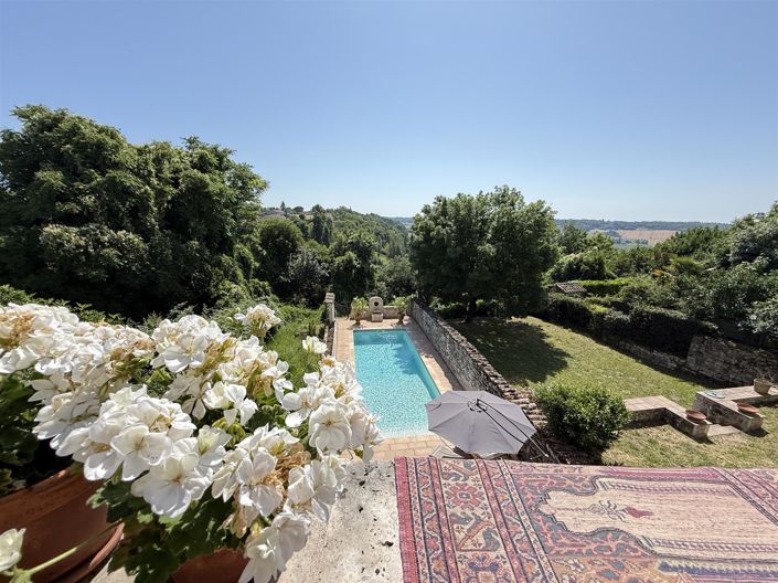 Image No.1-3 Bed House for sale