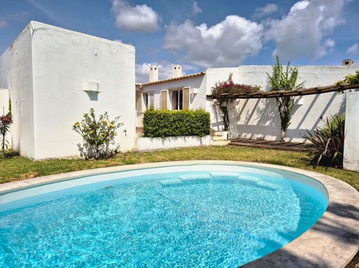 Image No.1-2 Bed House for sale