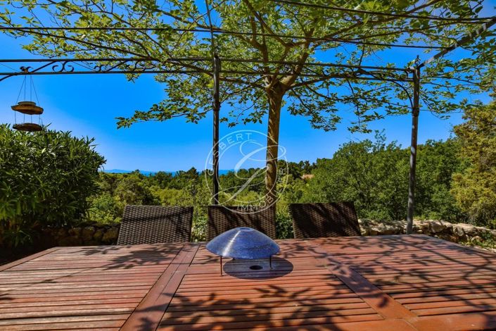 Image No.11-4 Bed House for sale