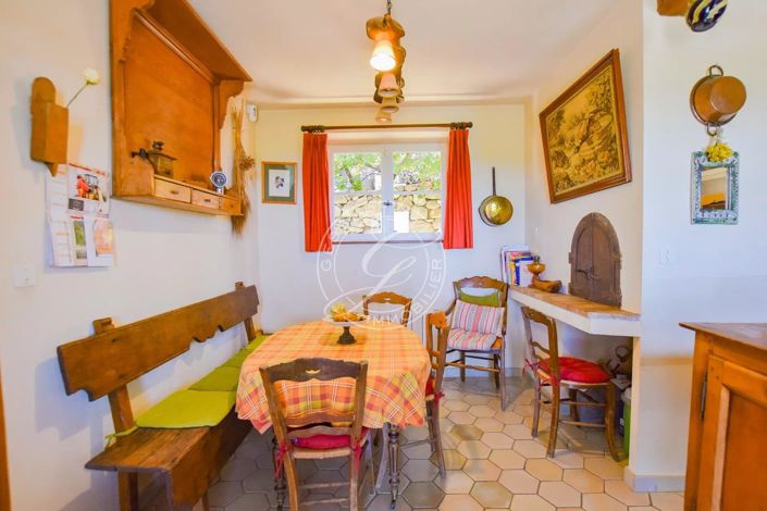 Image No.16-4 Bed House for sale