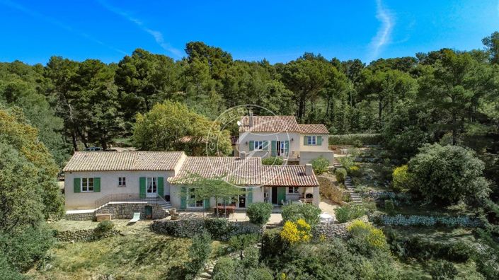 Image No.2-4 Bed House for sale