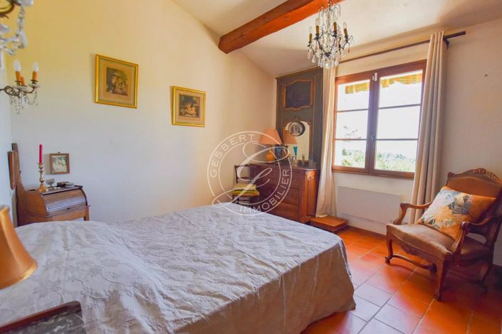 Image No.32-4 Bed House for sale