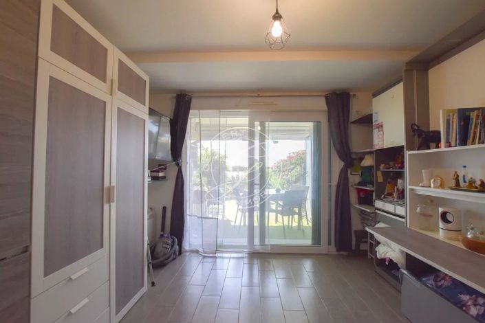 Image No.6-Apartment for sale