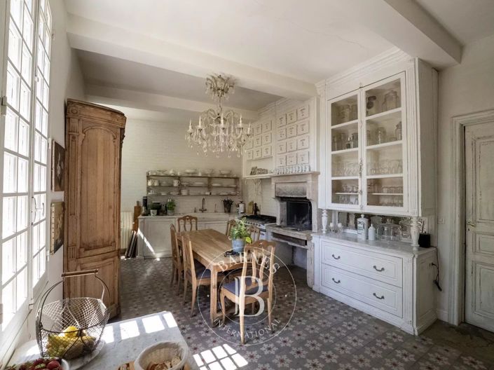 Image No.12-7 Bed House for sale