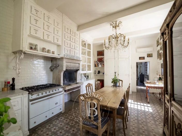 Image No.13-7 Bed House for sale