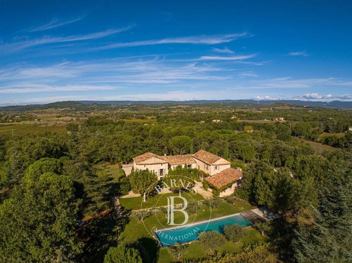 Image No.2-6 Bed House for sale