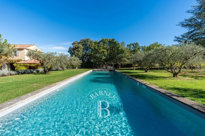 Image No.4-6 Bed House for sale