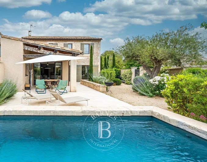 Image No.1-4 Bed House for sale
