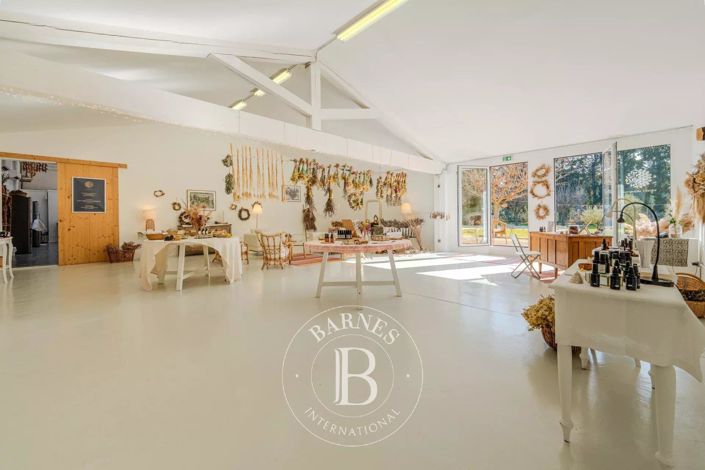 Image No.14-4 Bed House for sale