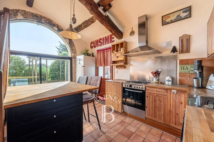 Image No.11-9 Bed House for sale