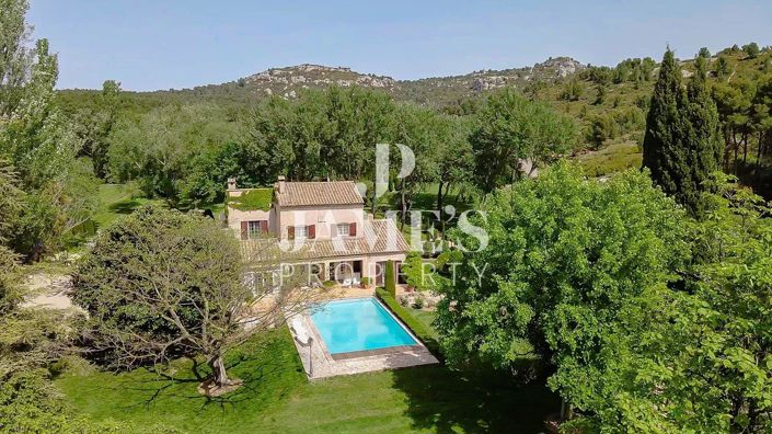 Image No.3-4 Bed House for sale