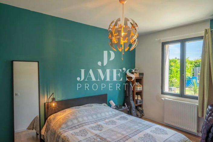 Image No.10-4 Bed House for sale