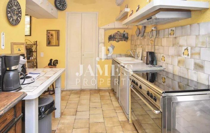 Image No.9-2 Bed House for sale