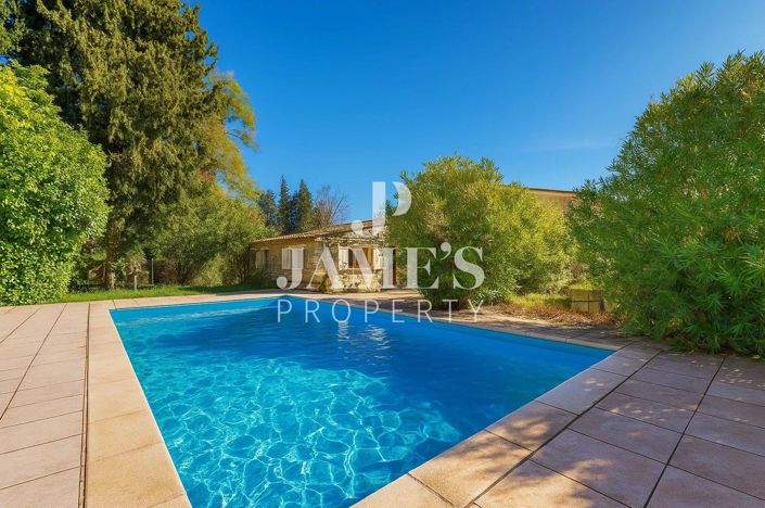 Image No.8-4 Bed House for sale