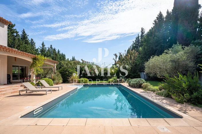 Image No.2-4 Bed House for sale