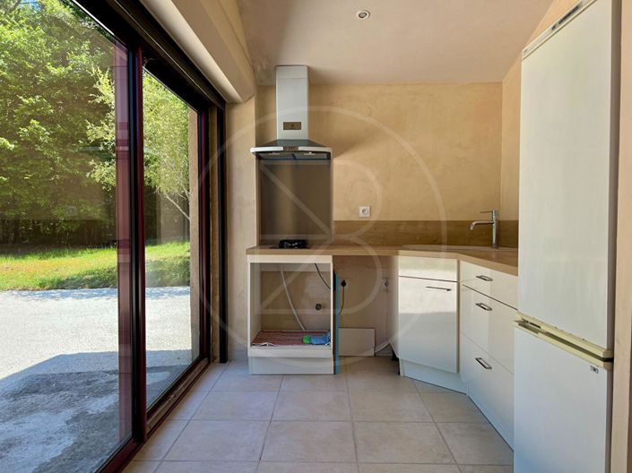 Image No.14-2 Bed House for sale