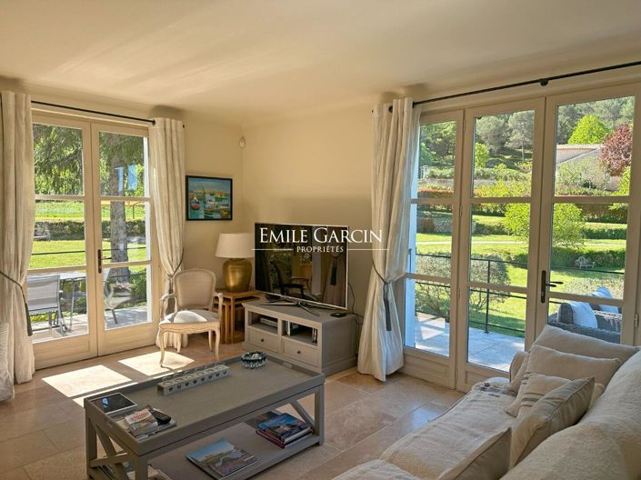 Image No.5-4 Bed House for sale