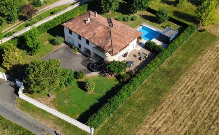 Image No.1-4 Bed House for sale