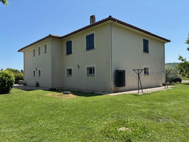 Image No.6-4 Bed House for sale