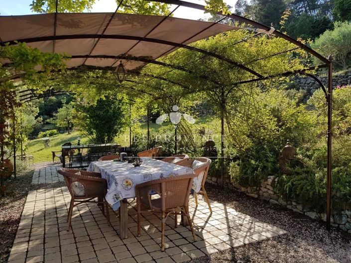 Image No.25-3 Bed House for sale