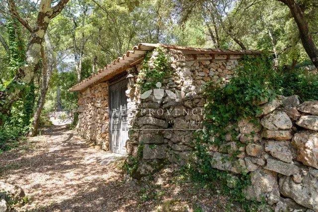 Image No.34-3 Bed House for sale