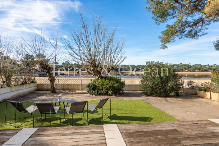 Image No.1-3 Bed Apartment for sale