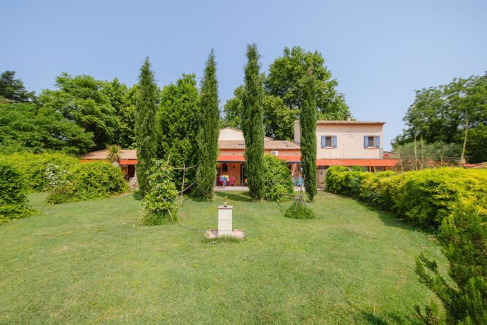 Image No.3-9 Bed House for sale