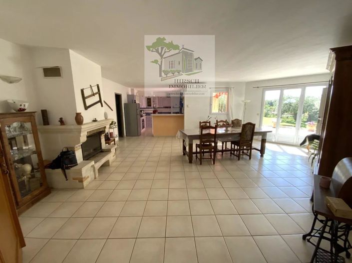 Image No.5-3 Bed House for sale