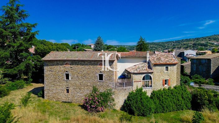 Image No.1-4 Bed House for sale