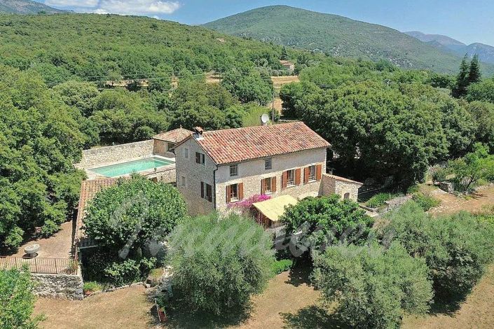 Image No.1-4 Bed House for sale