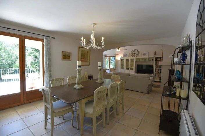 Image No.4-4 Bed House for sale