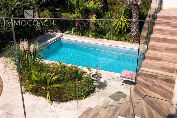 Image No.11-7 Bed House for sale