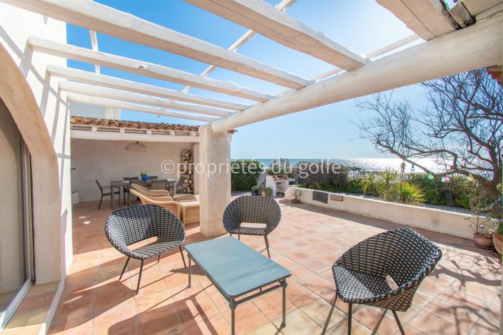 Image No.18-7 Bed House for sale