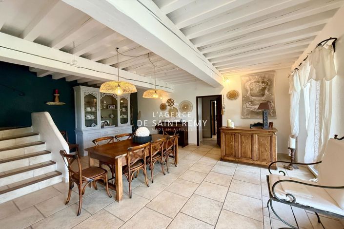 Image No.11-5 Bed House for sale