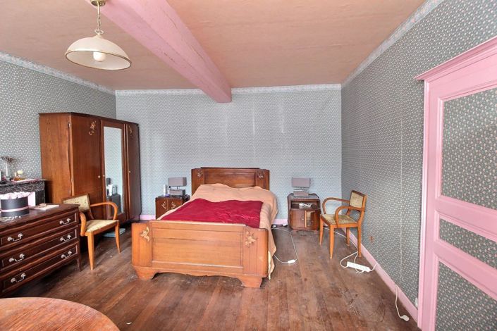 Image No.19-4 Bed House for sale