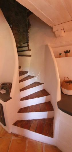 Image No.17-3 Bed House for sale