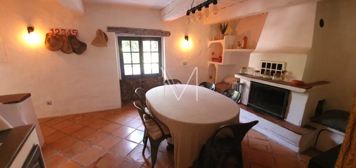 Image No.6-3 Bed House for sale